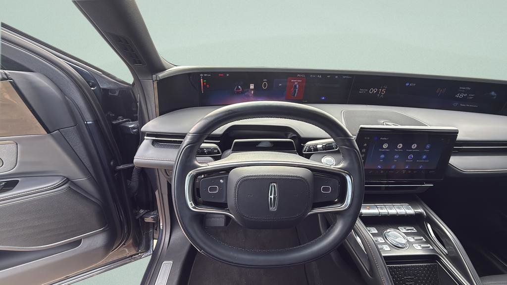 Used 2024 Lincoln Nautilus Reserve w/ Equipment Group 202A image 31