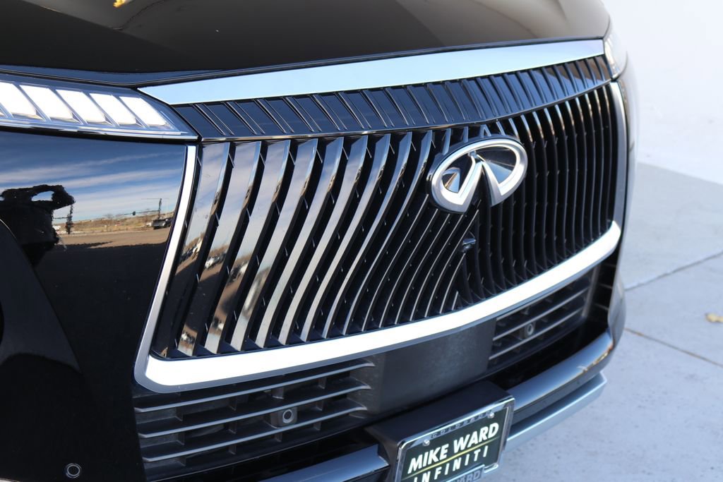 Certified 2025 INFINITI QX80 Luxe image 12
