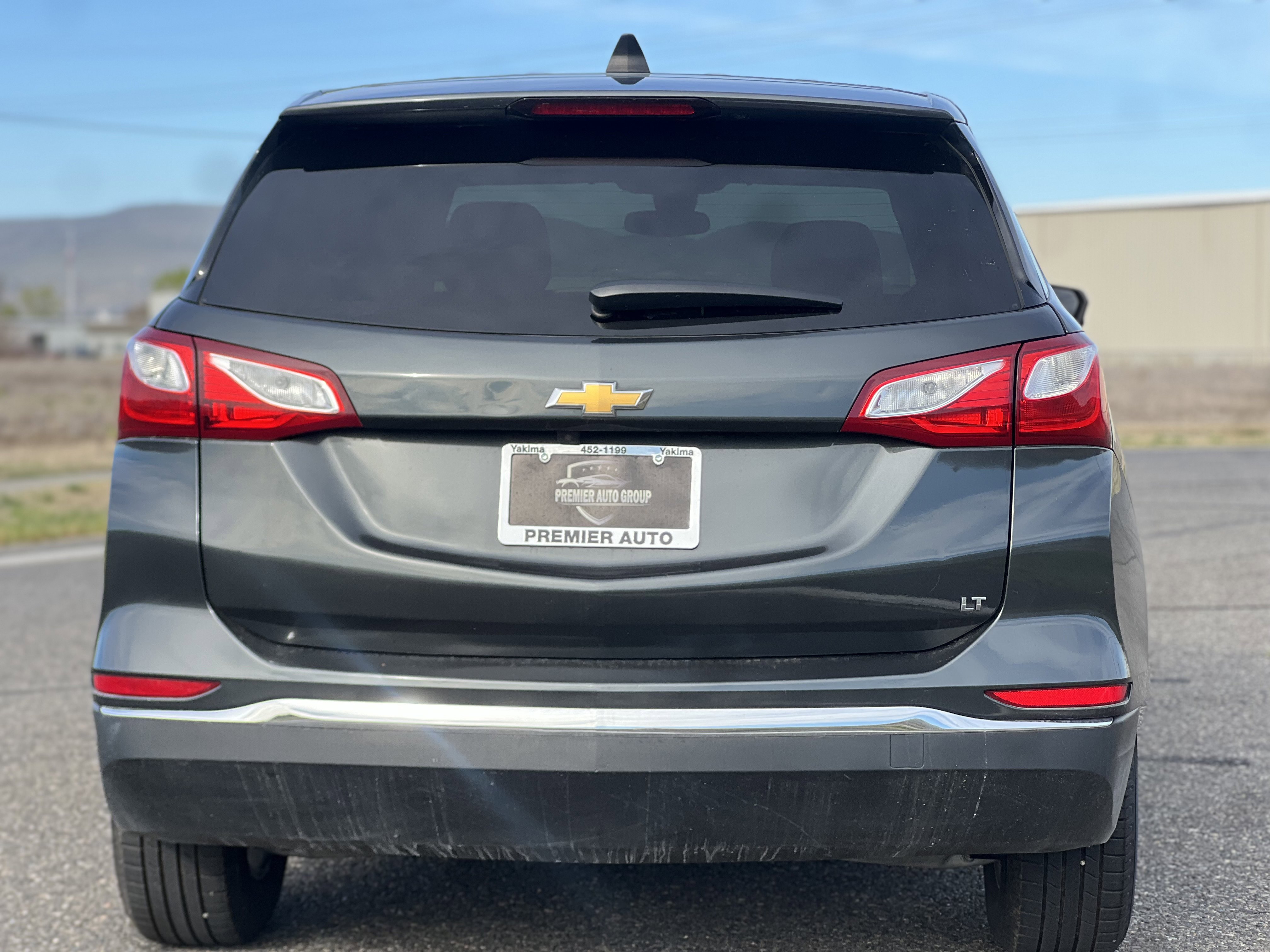 Used 2020 Chevrolet Equinox LT FWD image 7