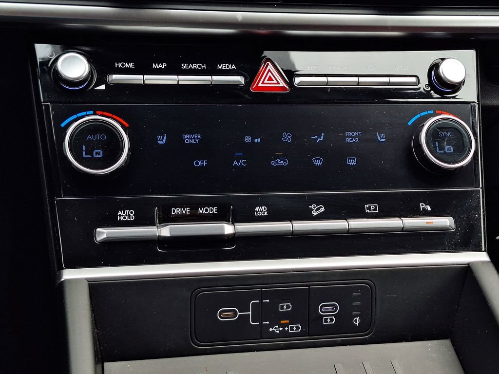Certified 2025 Hyundai Santa Fe SEL AWD/4WD image 23