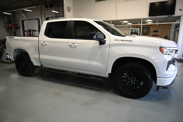 New 2026 Chevrolet Silverado 1500 RST w/ RST Select Package AWD/4WD image 4