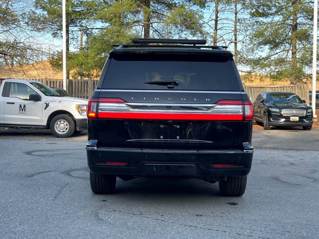Used 2021 Lincoln Navigator Reserve image 6