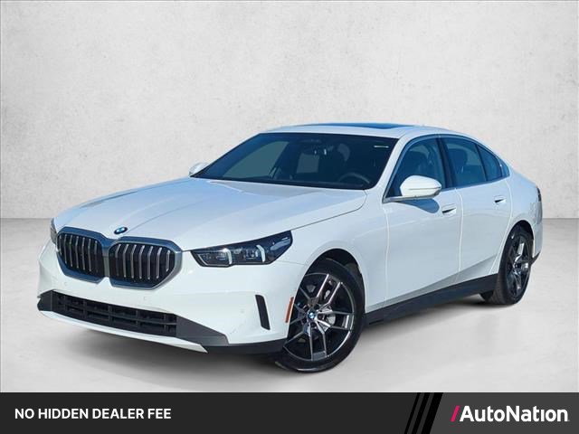 Certified 2026 BMW 530i RWD image 1