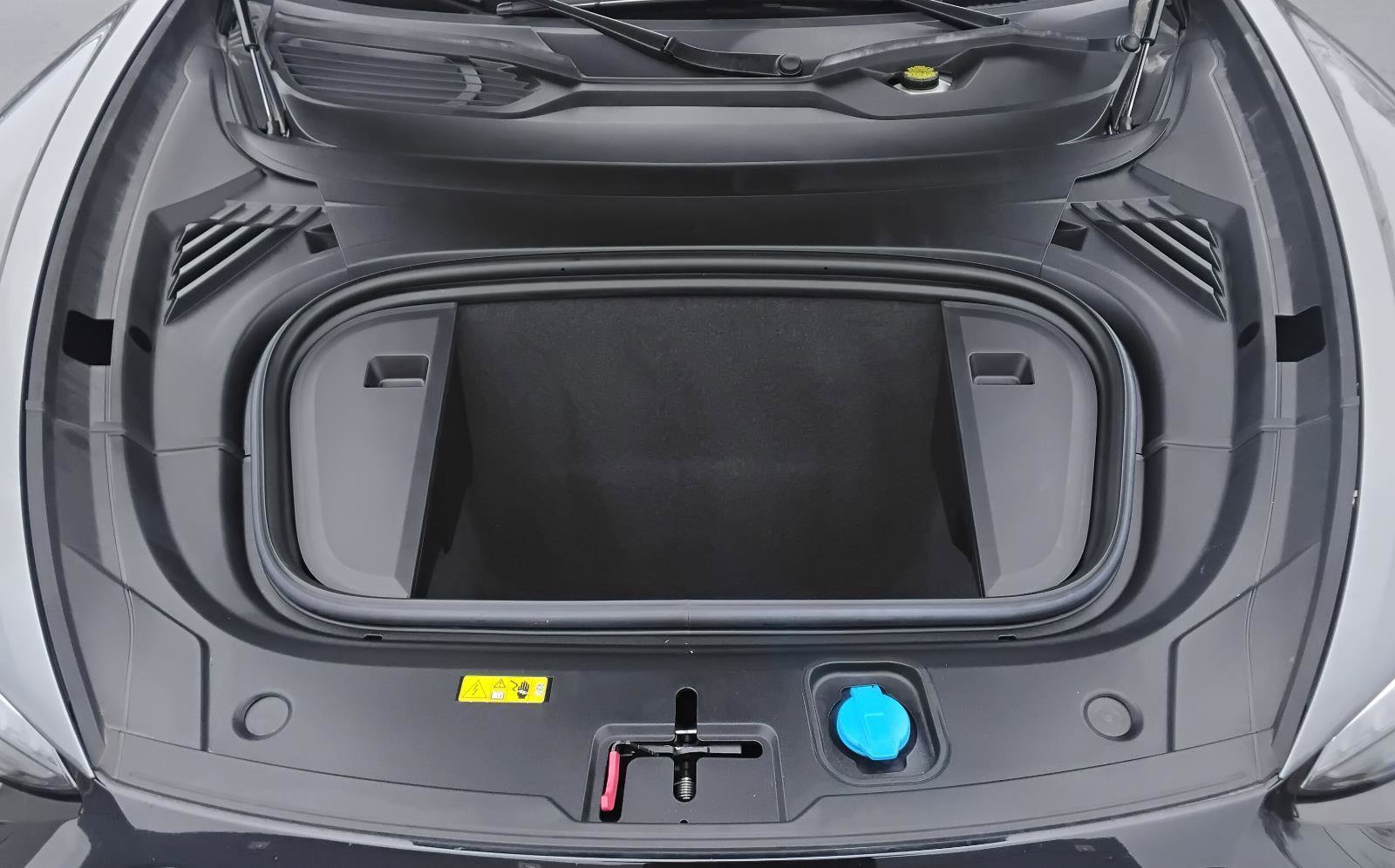 Used 2023 Audi RS e-tron GT w/ Ceramic Brake Package image 11