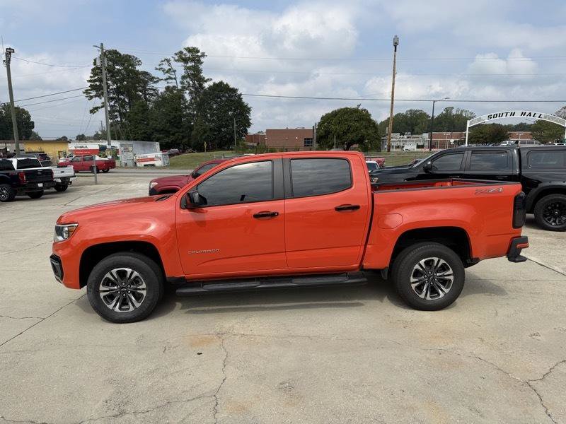Used 2021 Chevrolet Colorado Z71 RWD image 2