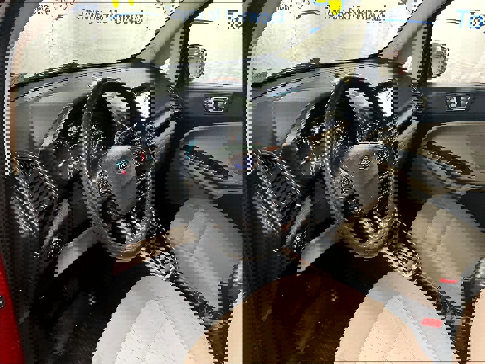 Used 2019 Ford EcoSport SE image 8