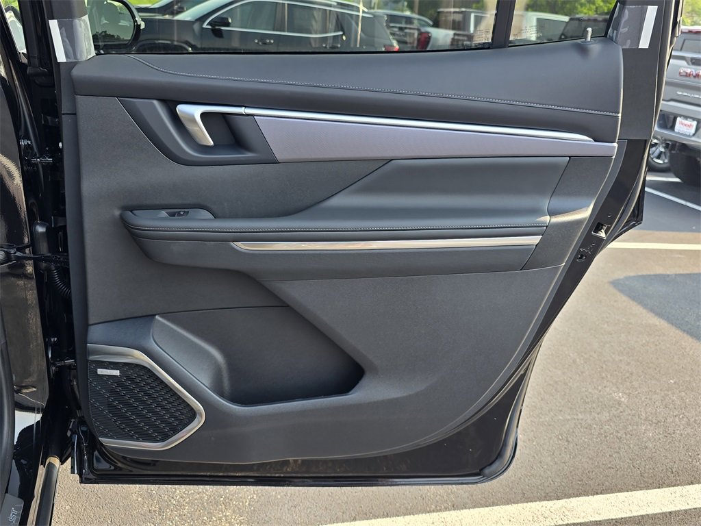 New 2026 Buick Enclave Sport Touring w/ Super Cruise Package image 32