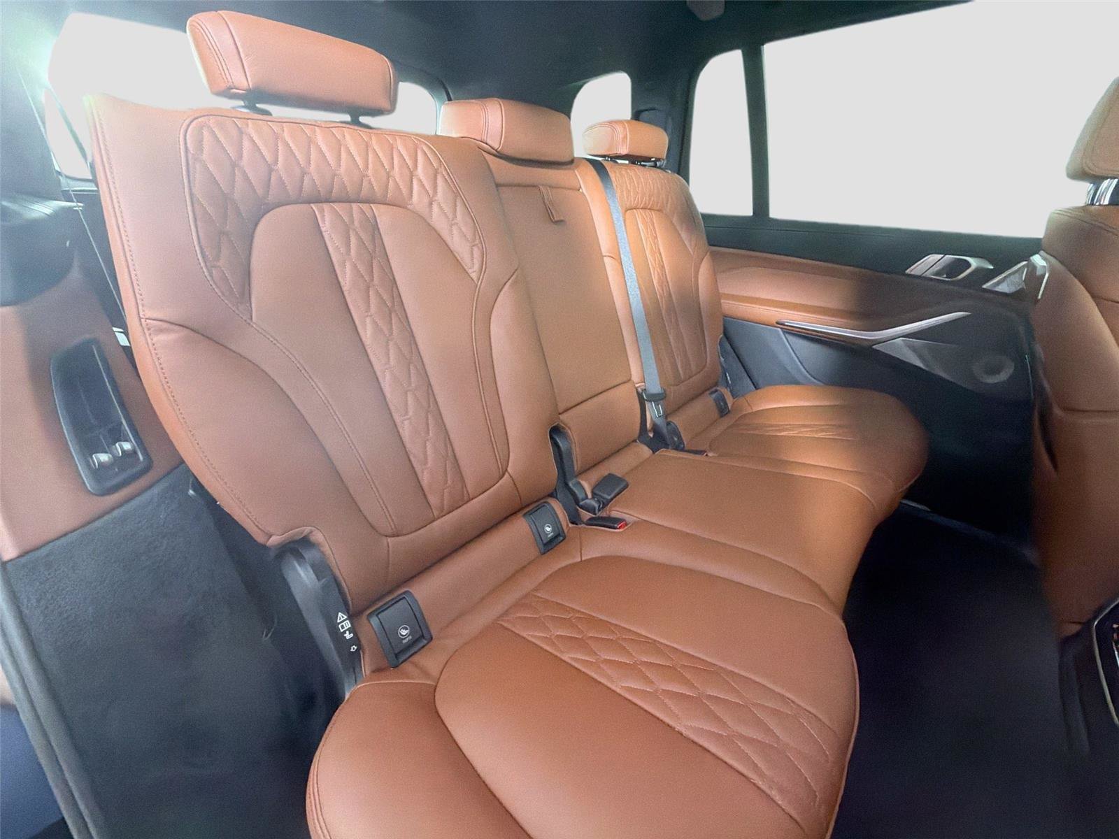 New 2027 BMW X7 M60i AWD/4WD image 25