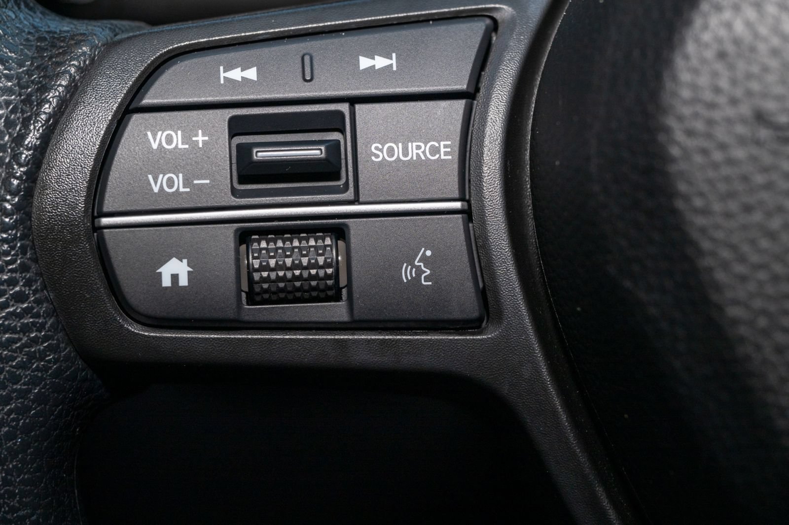 Used 2023 Honda CR-V LX image 27