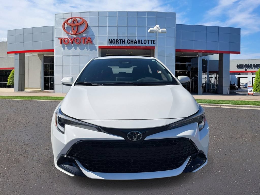 Used 2023 Toyota Corolla SE FWD image 3