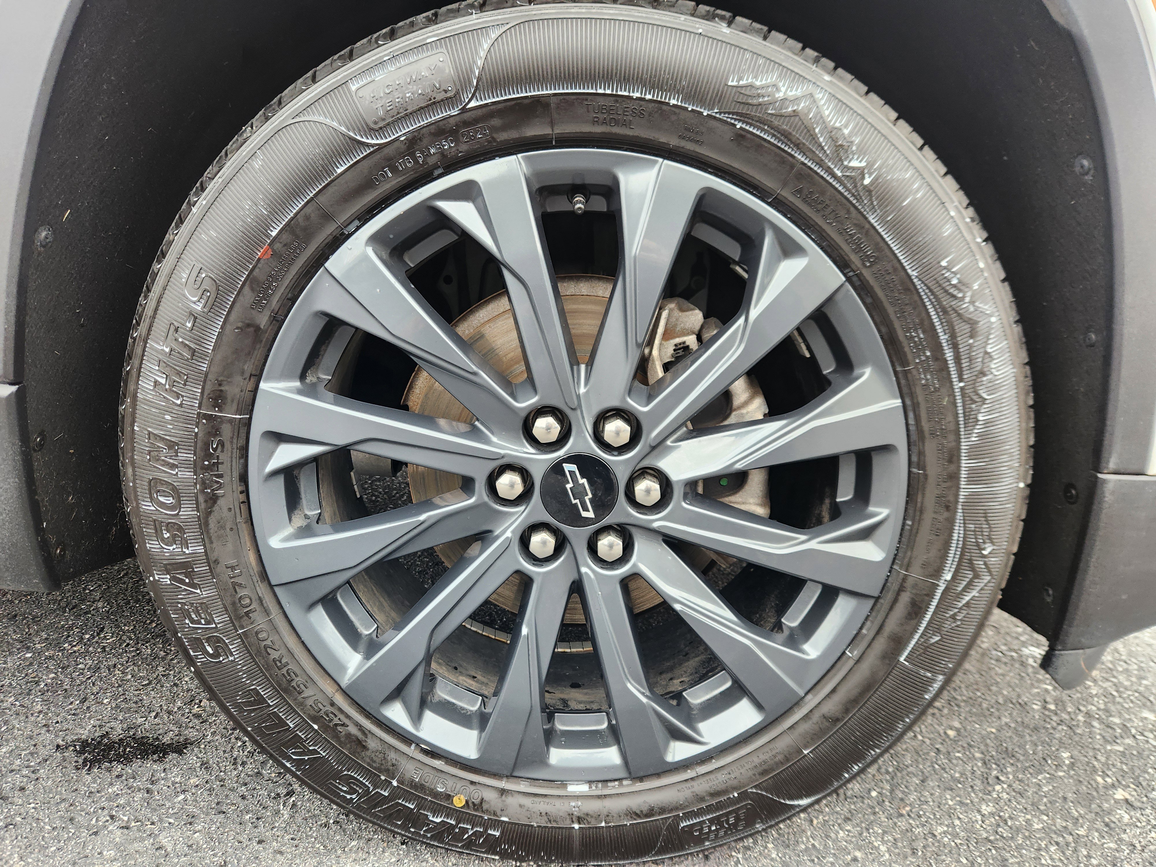 Used 2023 Chevrolet Traverse RS w/ LPO, Floor Liner Package image 22