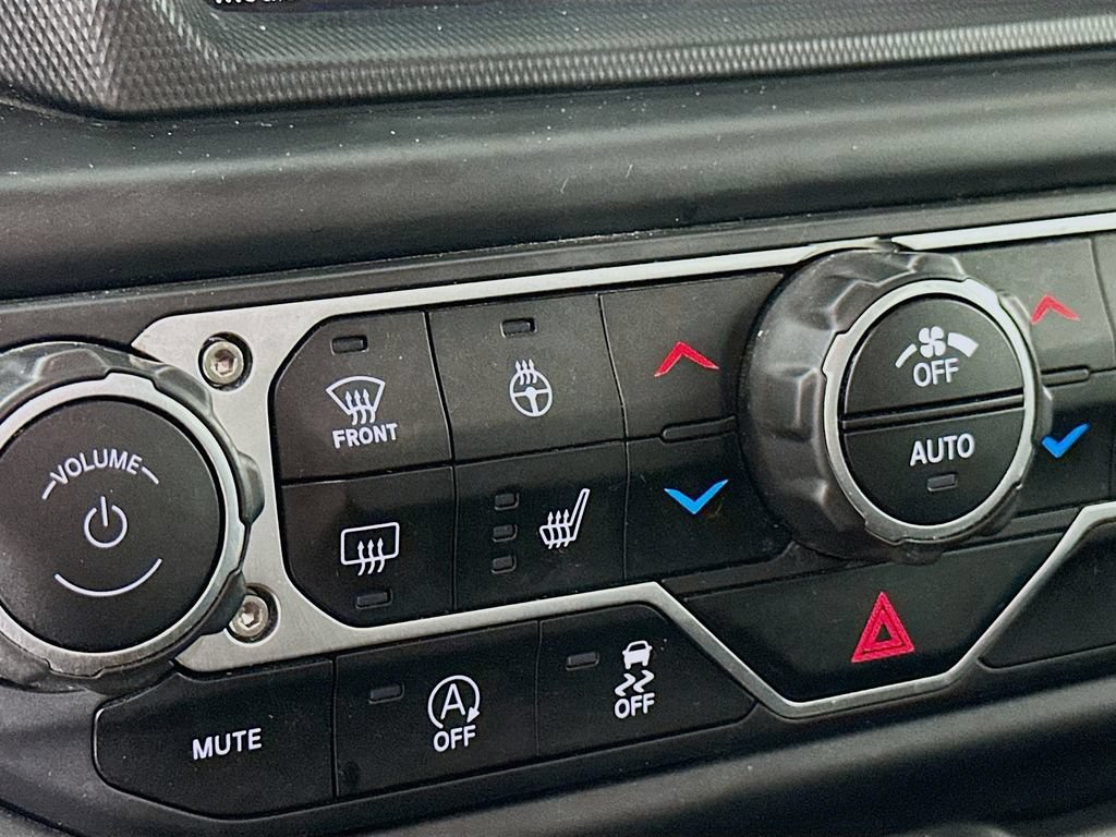 Certified 2022 Jeep Wrangler Unlimited Sport AWD/4WD image 31