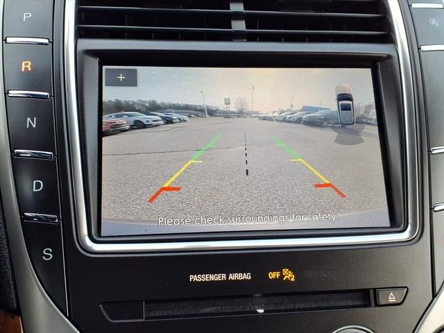 Used 2019 Lincoln Nautilus Select image 16