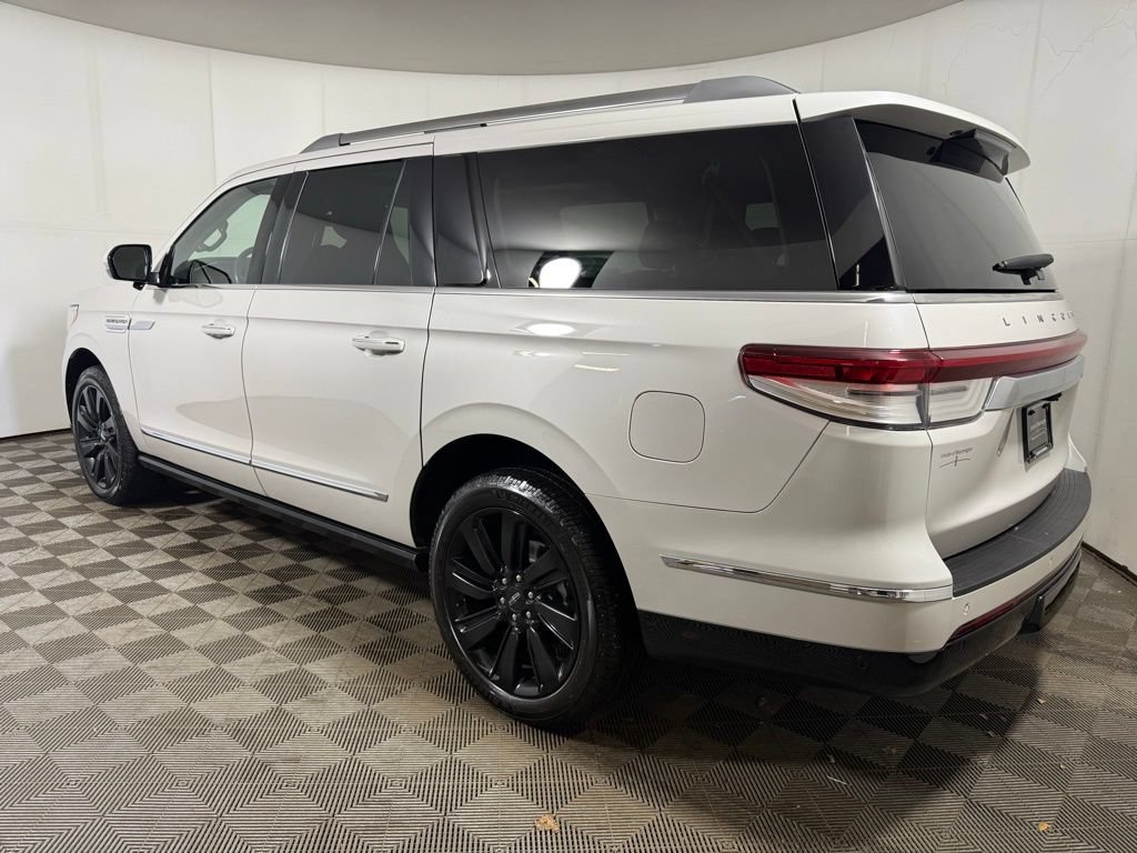 Certified 2024 Lincoln Navigator L Reserve AWD/4WD video 3
