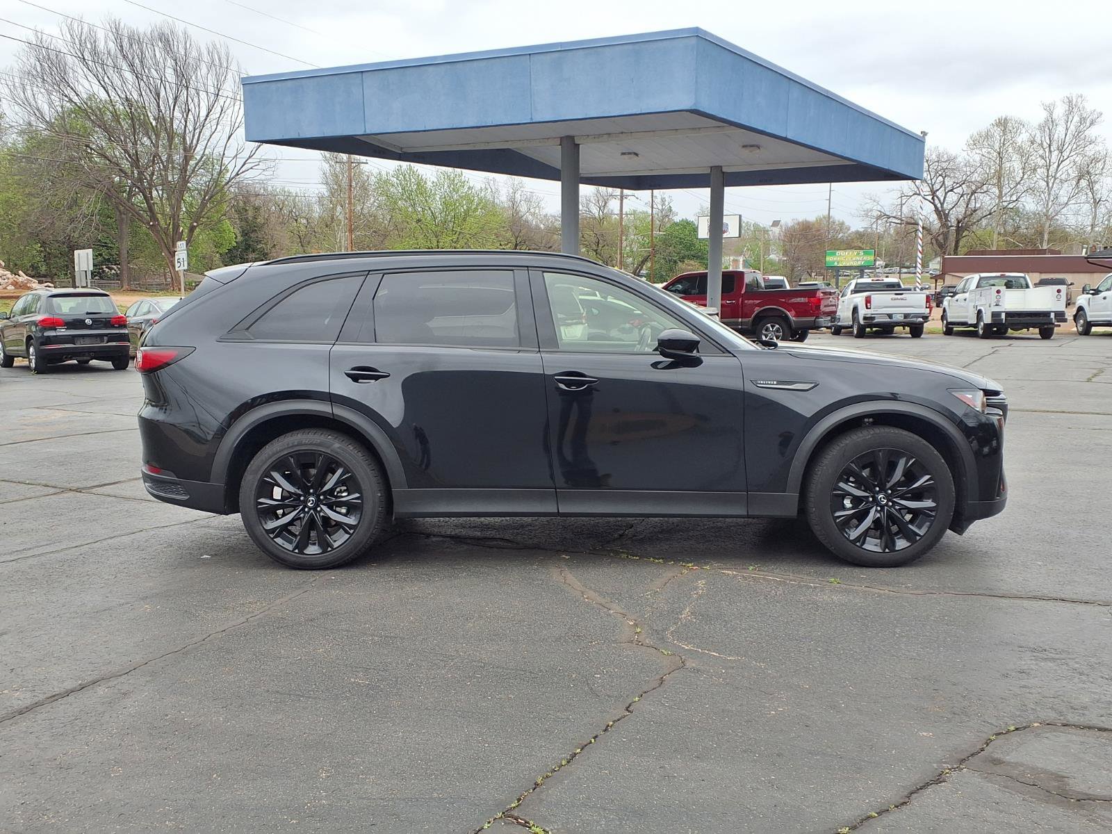 Used 2025 MAZDA CX-90 3.3 Turbo w/ Premium Sport Pkg image 2