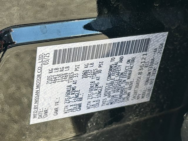 Used 2025 Nissan Rogue SV FWD image 30