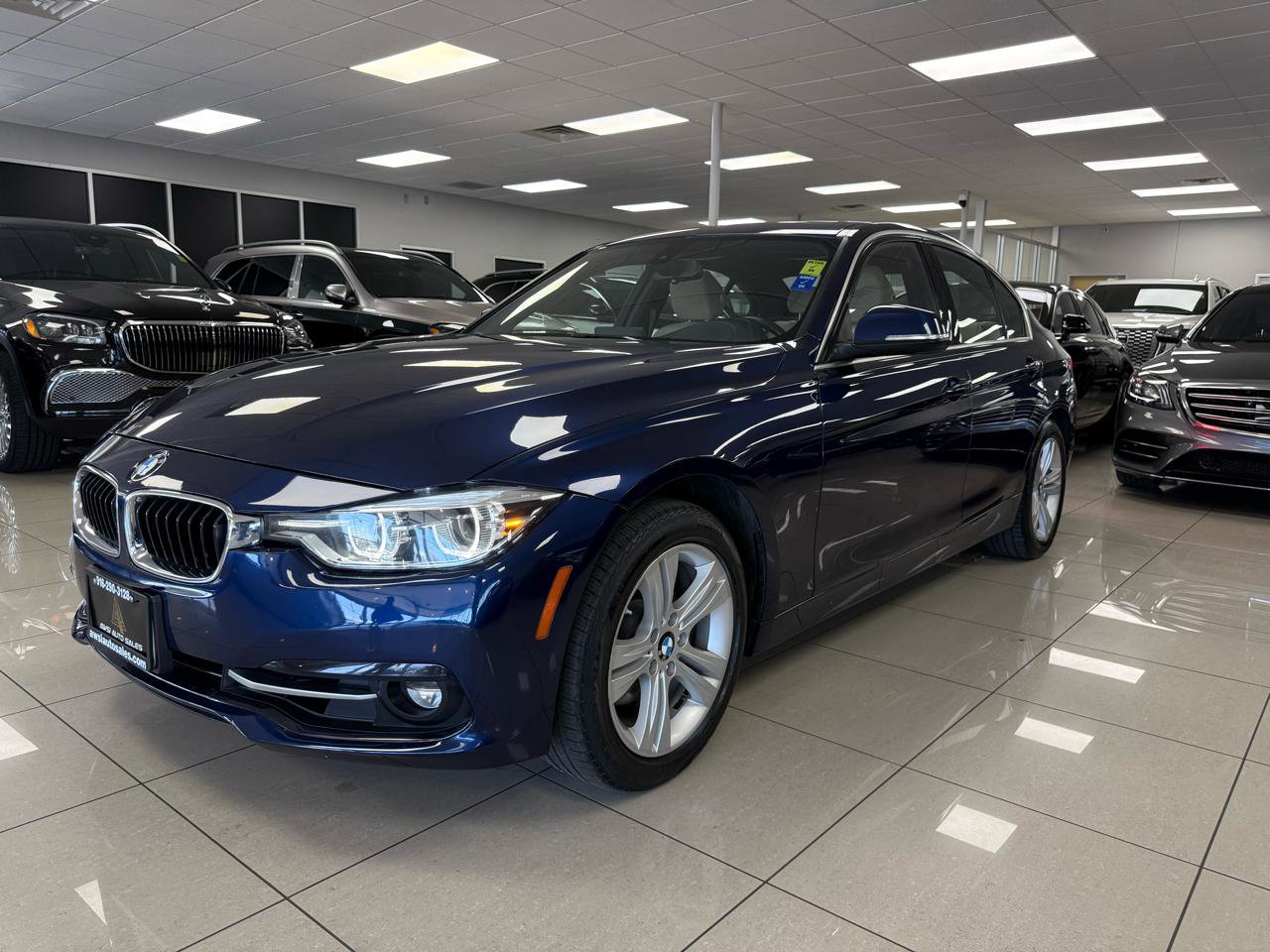 Used 2018 BMW 330i xDrive Sedan AWD/4WD image 7