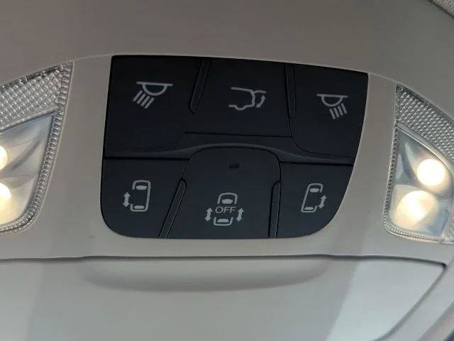 Certified 2023 Chrysler Pacifica Touring-L FWD image 21