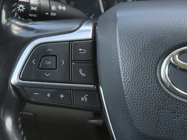 Used 2021 Toyota Highlander Platinum AWD/4WD image 15