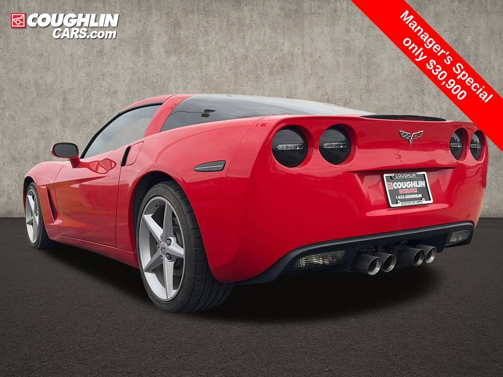 Used 2012 Chevrolet Corvette Coupe w/ 2LT Preferred Equipment Group RWD image 5
