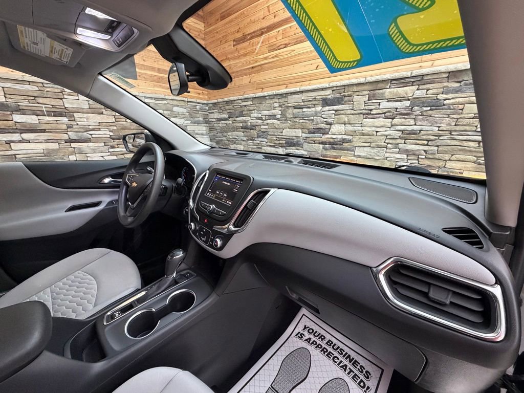Used 2021 Chevrolet Equinox LS image 13