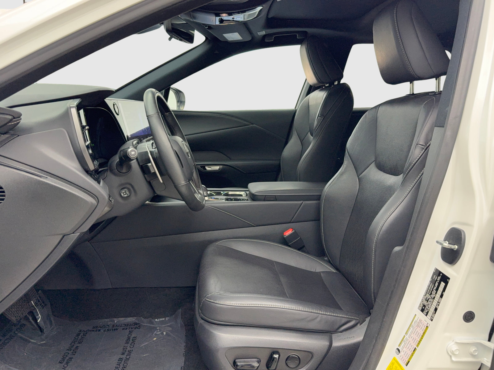 Used 2023 Lexus RX 350 Premium Plus w/ Cold Area Package FWD image 17