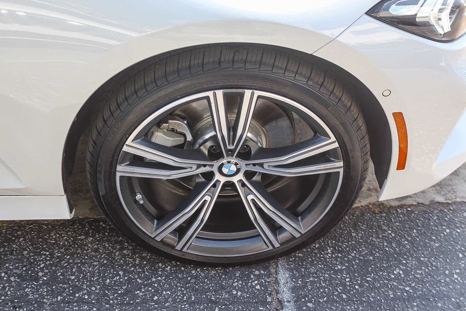 Certified 2023 BMW 330i Sedan w/ Parking Assistance Package RWD image 9