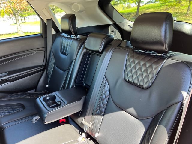 Used 2023 Ford Edge Titanium w/ Equipment Group 301A AWD/4WD image 25