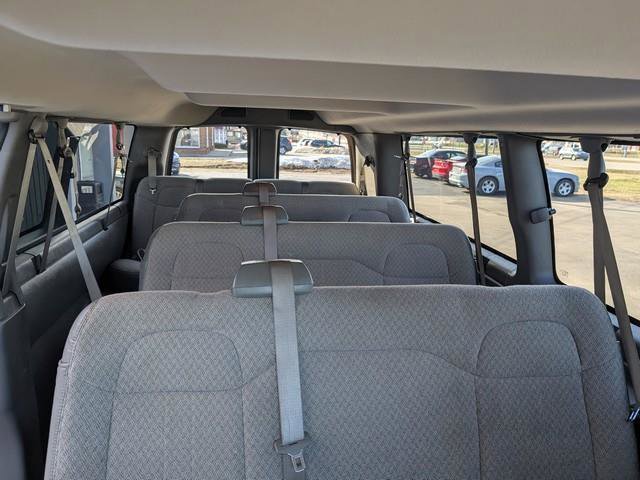 Used 2018 Chevrolet Express 3500 LT w/ LT Preferred Equipment Group image 17