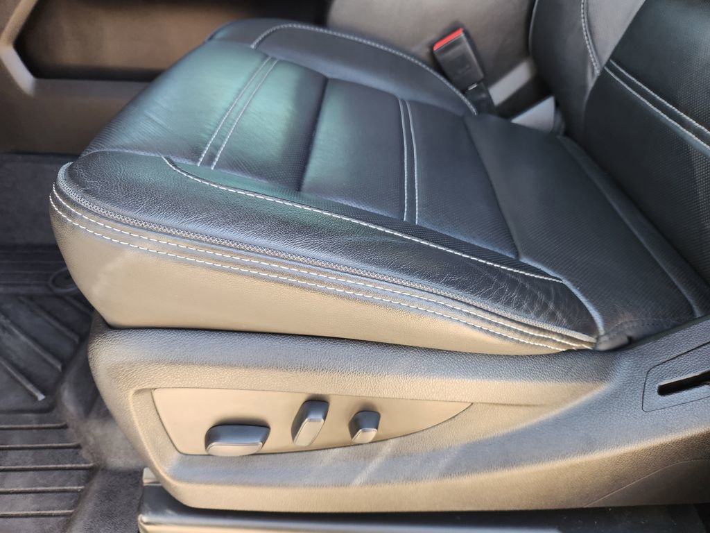 Used 2019 GMC Sierra 2500 Denali w/ Duramax Plus Package image 30