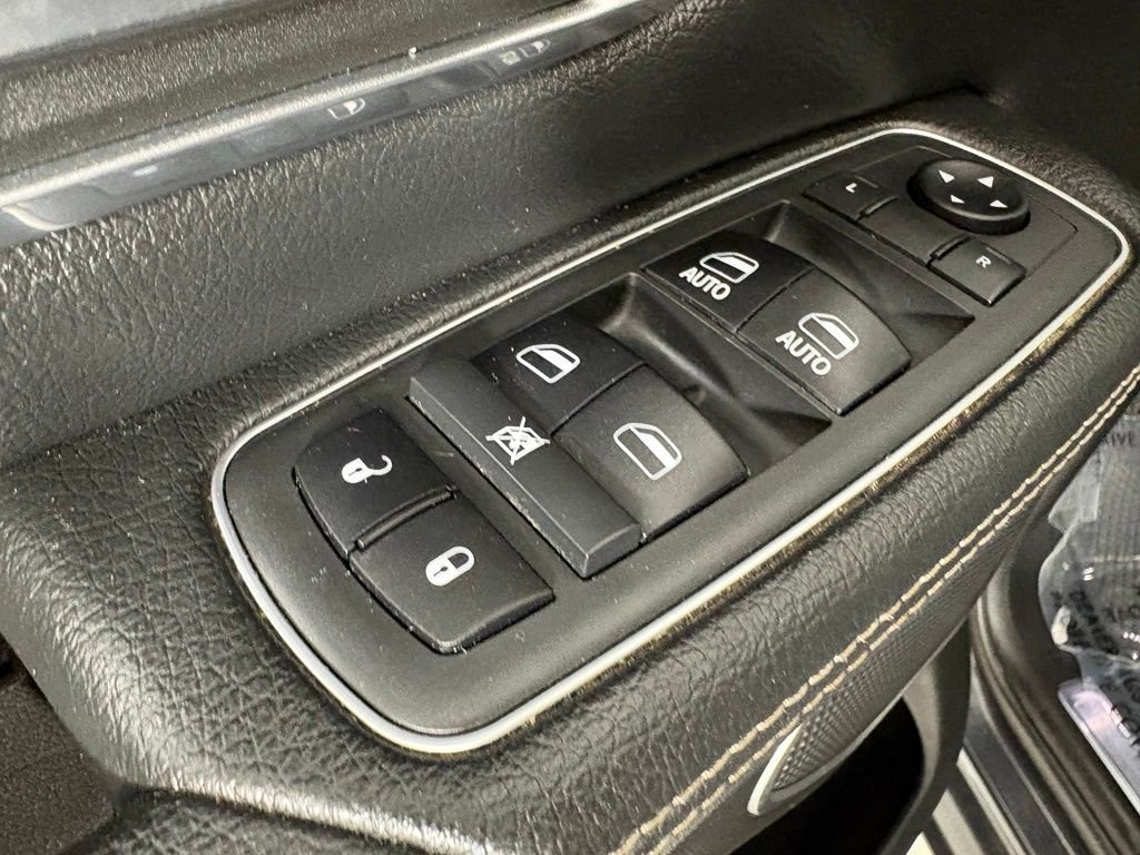 Used 2019 RAM 1500 Laramie AWD/4WD image 20
