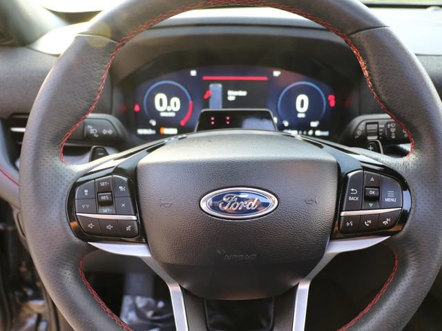 Used 2025 Ford Explorer ST AWD/4WD image 24