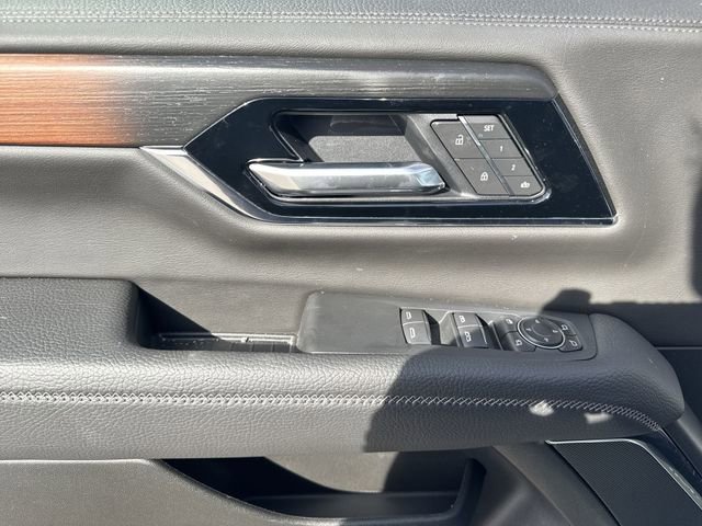 New 2026 GMC Yukon Denali w/ Sun & Power Step Package AWD/4WD image 13