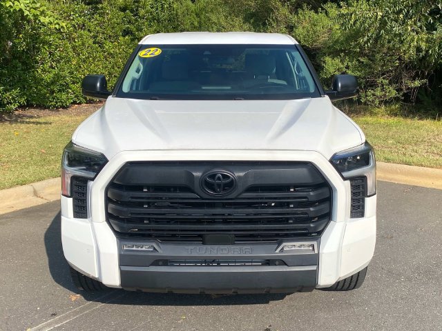 Used 2022 Toyota Tundra SR5 w/ Convenience Package RWD image 2