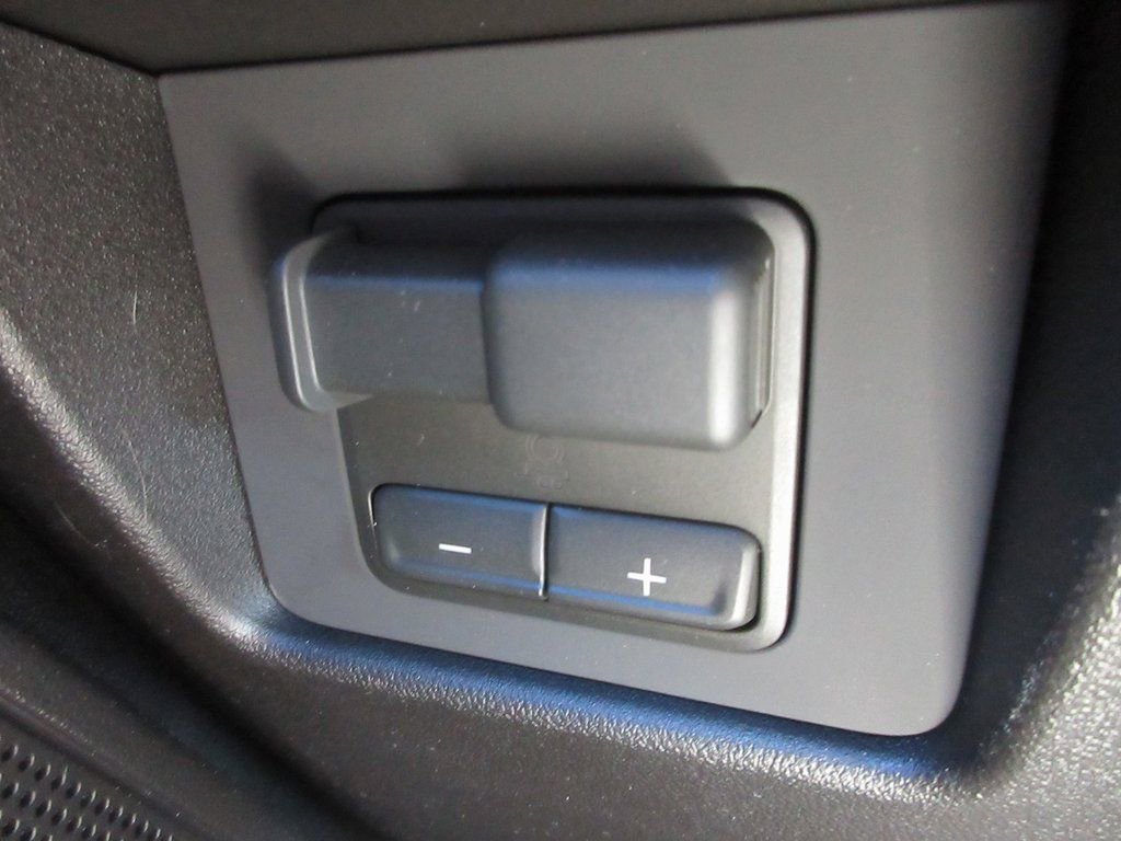 New 2026 GMC Canyon Elevation w/ Convenience Package image 20