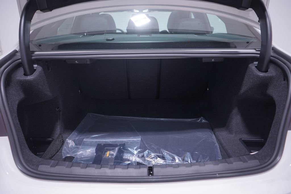 New 2026 BMW 330i Sedan image 13