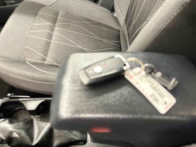 Used 2021 Ford EcoSport SE w/ SE Convenience Package image 27