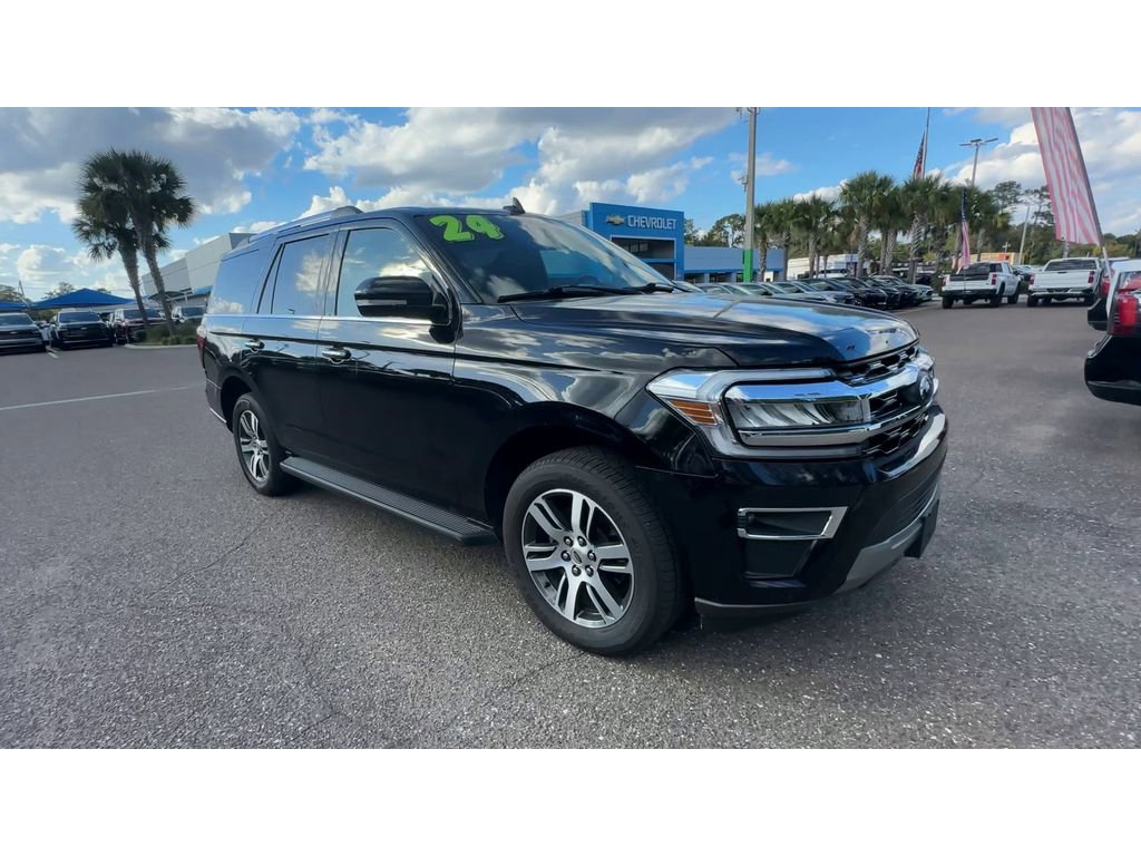 Used 2024 Ford Expedition Limited image 8