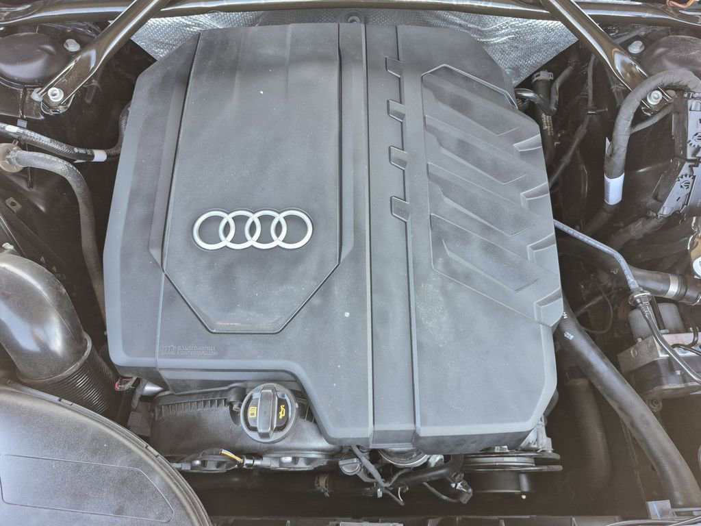 Used 2021 Audi Q5 2.0T Premium w/ Convenience Package AWD/4WD image 17