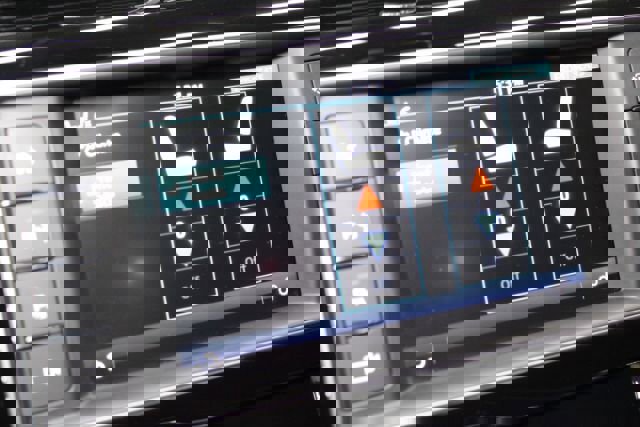 Used 2017 Jaguar F-PACE S image 20