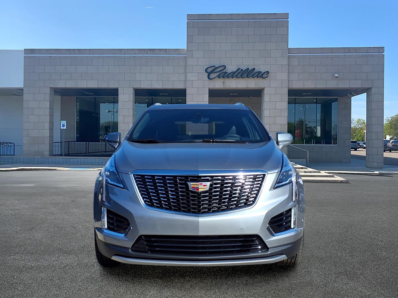 New 2026 Cadillac XT5 Premium Luxury AWD/4WD image 2