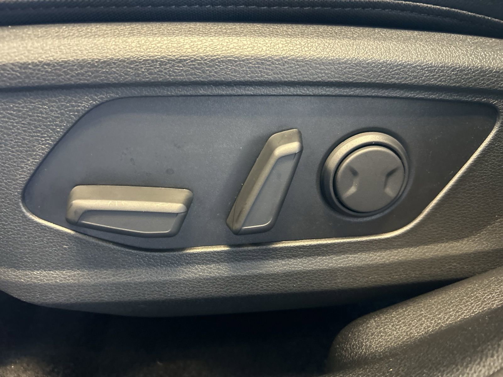 New 2026 Kia Sportage EX image 16