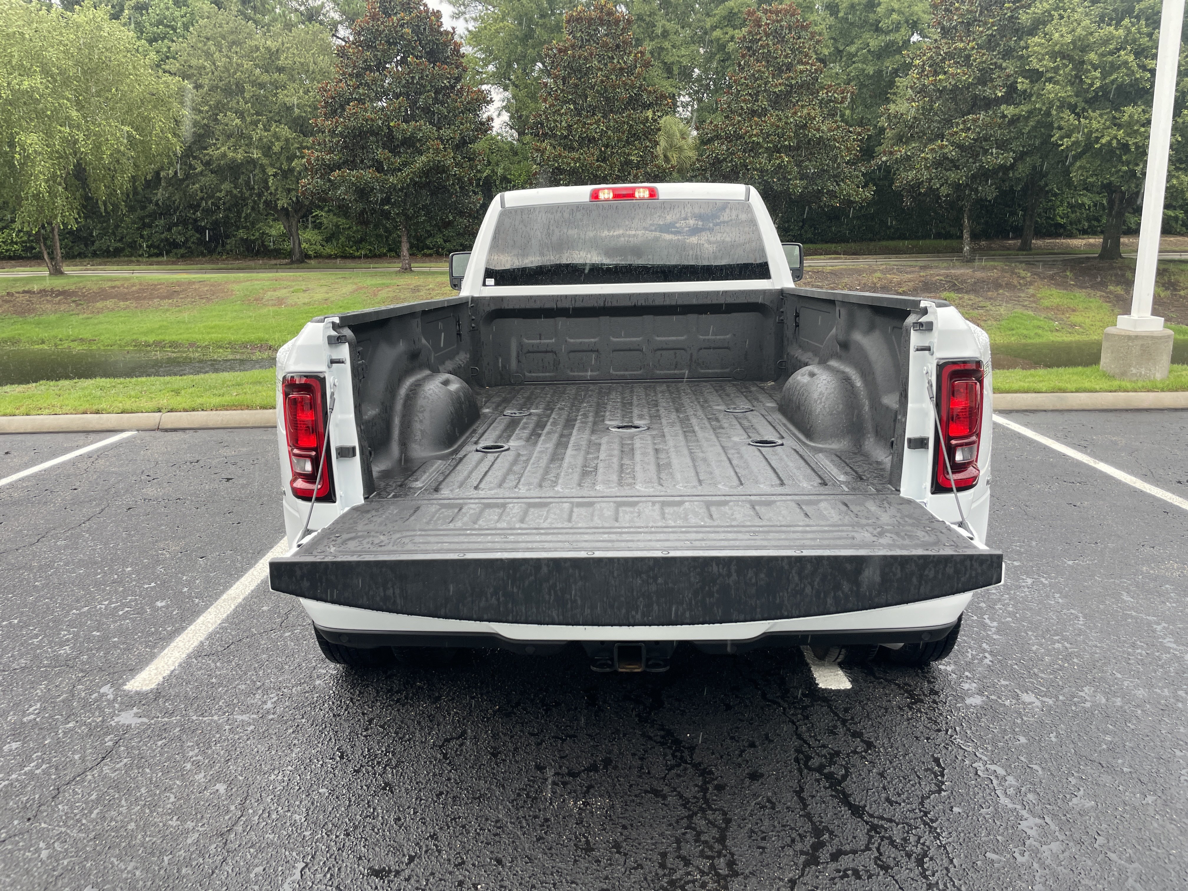 Used 2026 RAM 3500 Big Horn AWD/4WD image 30
