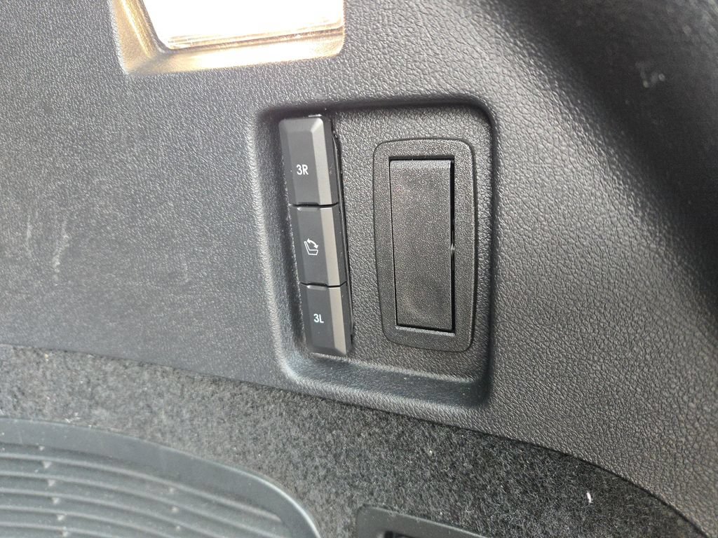 Used 2024 Lincoln Aviator Reserve AWD/4WD image 10