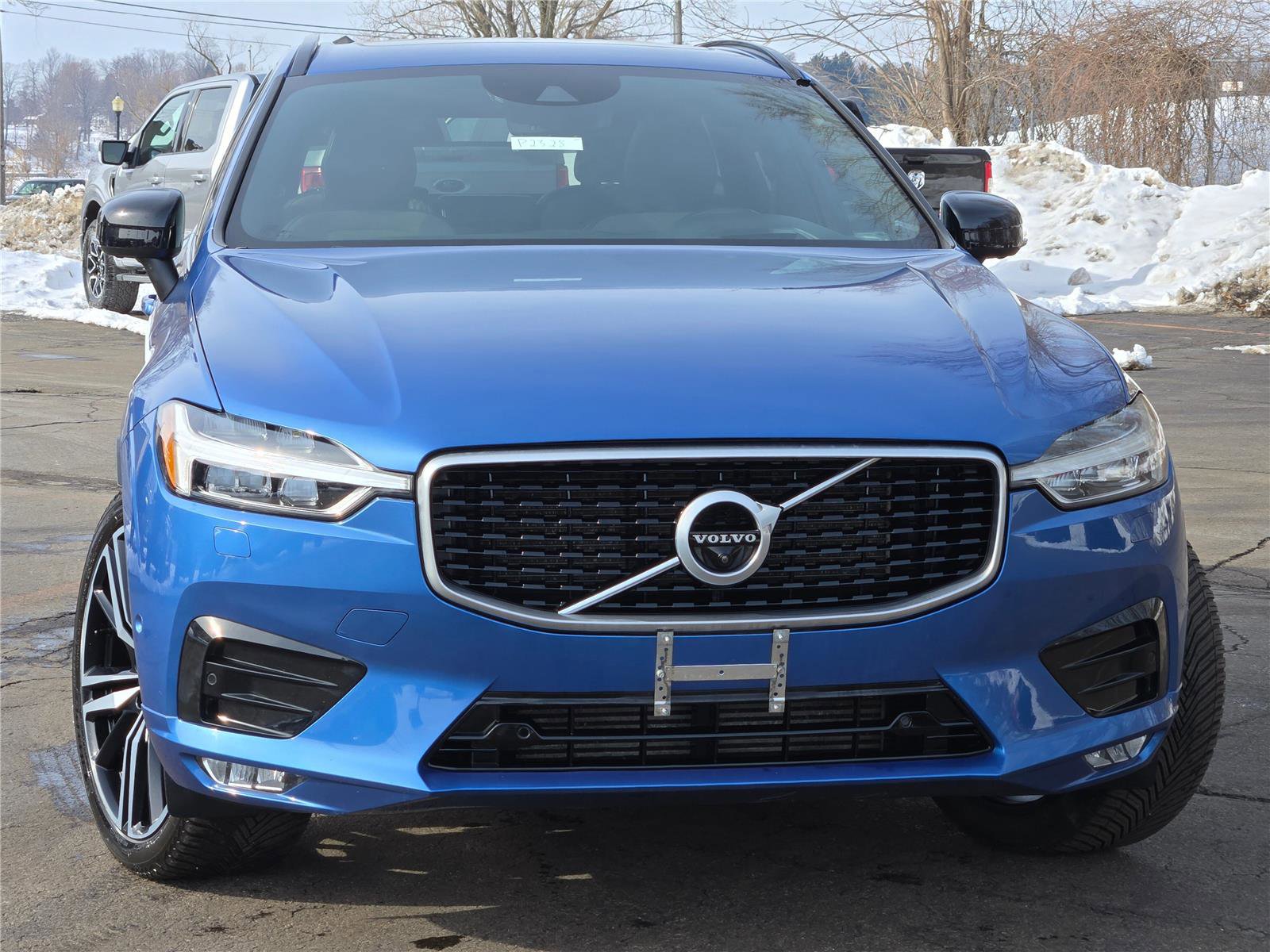 Used 2020 Volvo XC60 T5 R-Design image 3