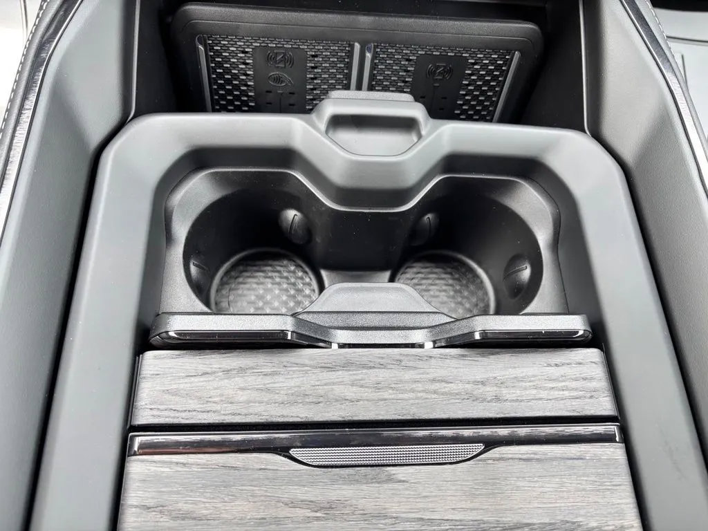 New 2027 RAM 1500 Limited AWD/4WD image 24