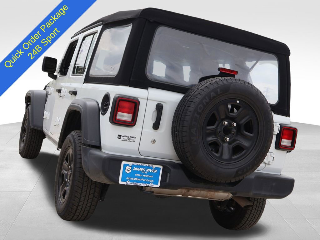 Used 2024 Jeep Wrangler Unlimited Sport AWD/4WD image 3