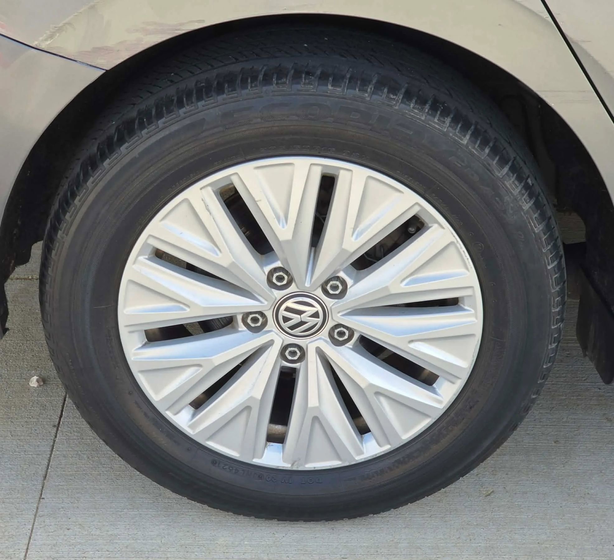 Used 2019 Volkswagen Jetta S w/ Driver Assistance Package image 24