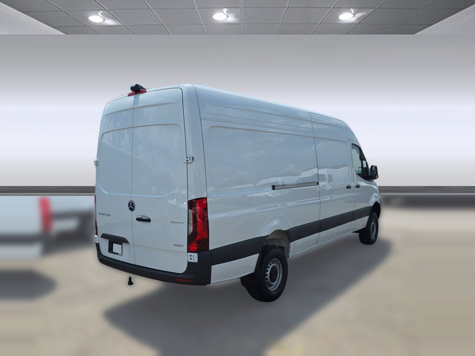 Used 2025 Mercedes-Benz Sprinter 2500 image 8