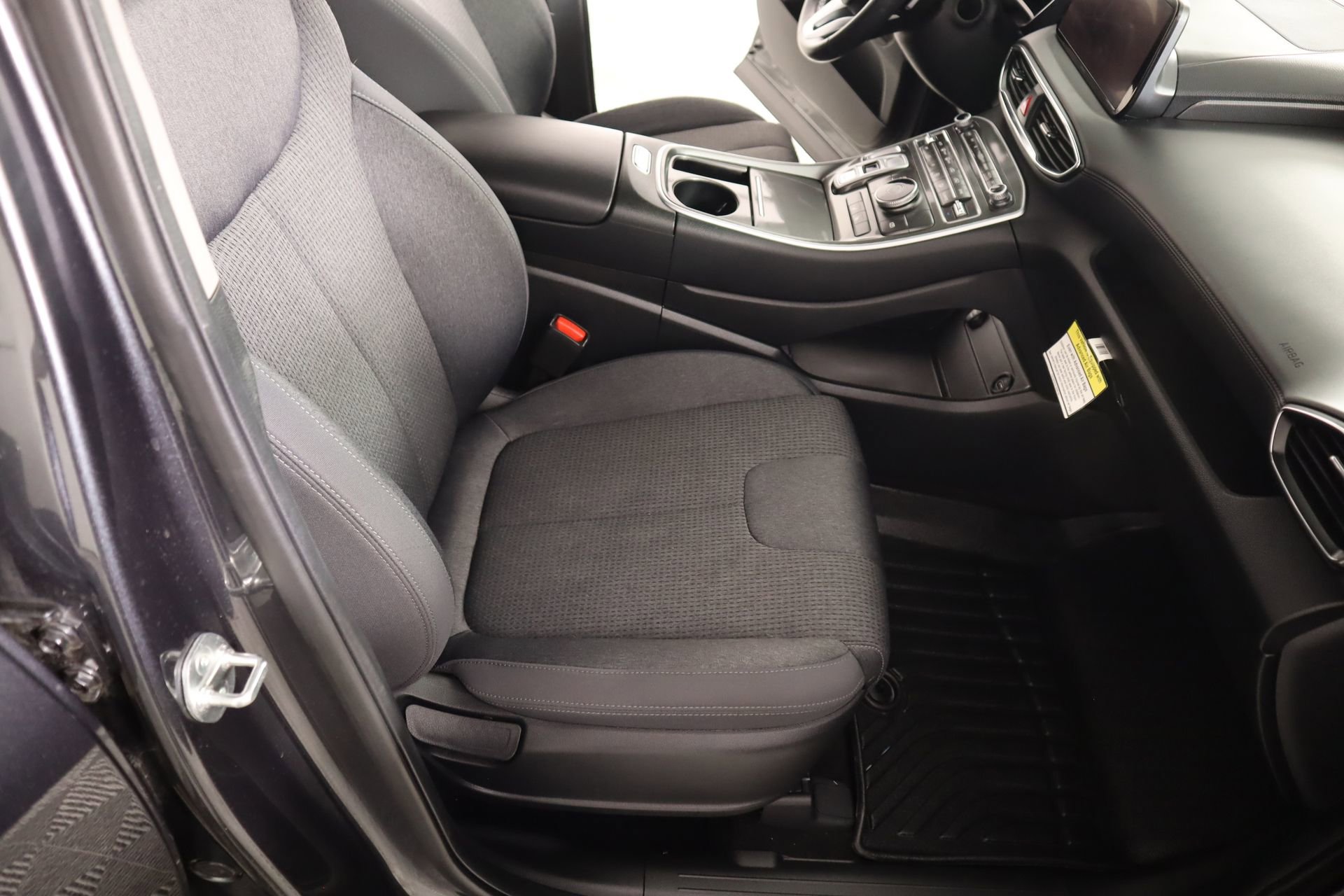 Used 2023 Hyundai Santa Fe SEL FWD image 13